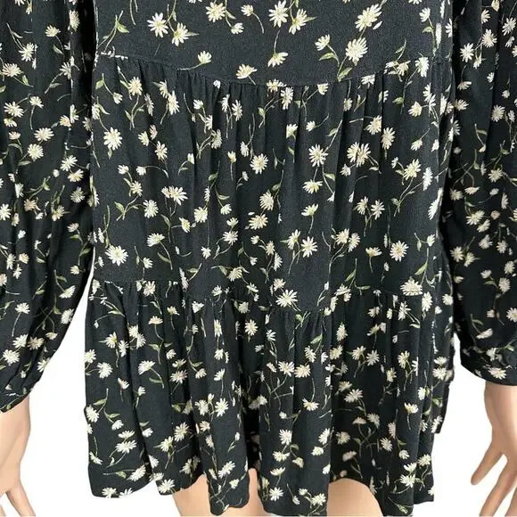 American Eagle Size XS Babydoll Blouse Top Black Floral Back Cut Out Viscose - Picture 3 of 11